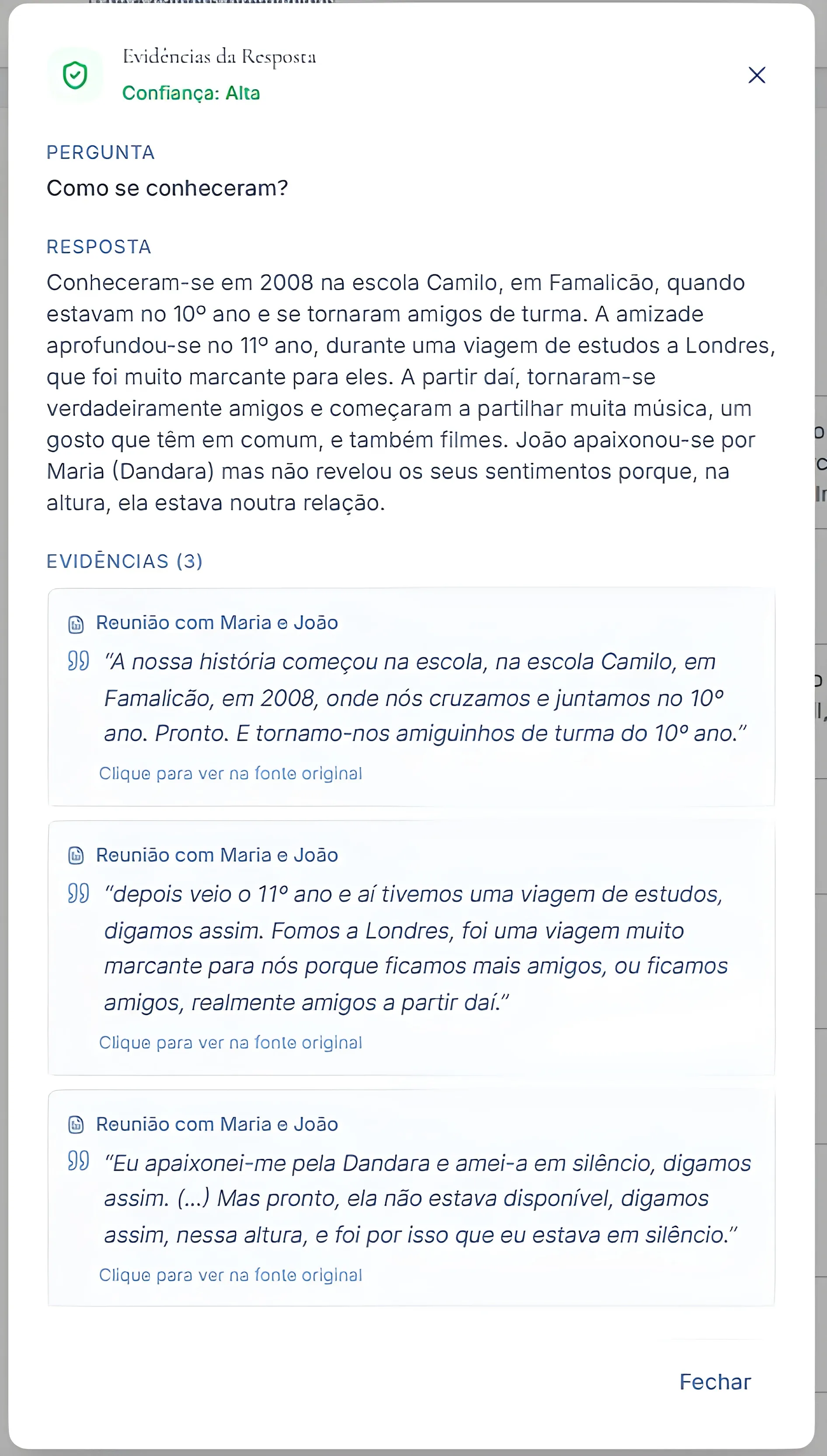 Modal de evidências da resposta com resumo, confiança alta e cartões com excertos usados como base.