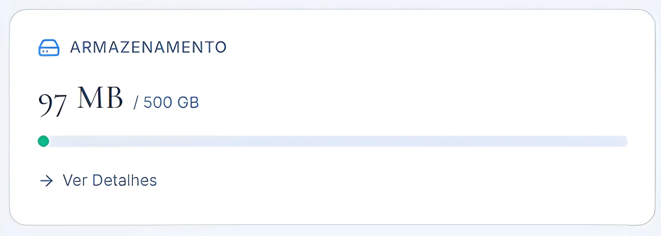 Cartão de armazenamento com o saldo usado e a capacidade total do plano.
